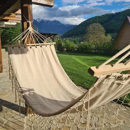 Bran Mountain Living Villa Exterior photo