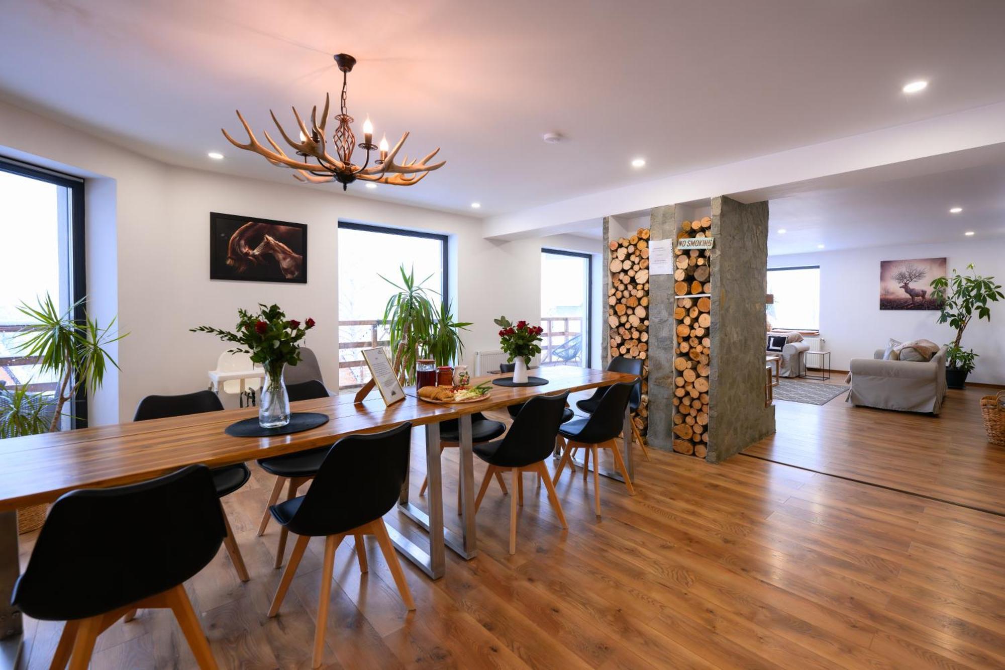 Bran Mountain Living Chalet