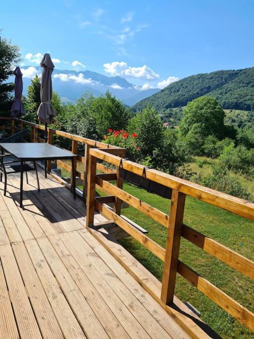 Bran Mountain Living Chalet